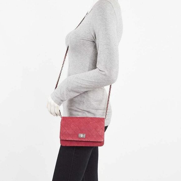 Chanel Red Quilted Matte Caviar Leather 2.55 Reissue WOC Clutch Bag - Picture 2 of 12